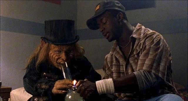 Smoking bongs in Leprechaun in the Hood