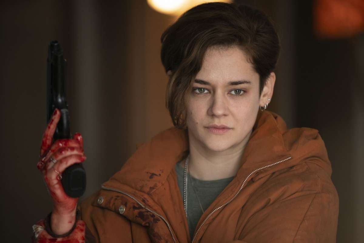 Emma is ready to dispatch of the witch by any means necessary.