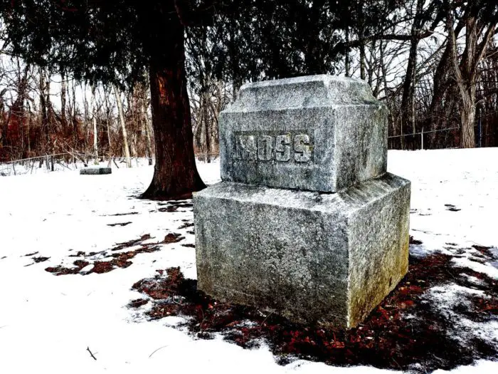 Gravestone inscribed with the name Moss in Bachelor's Grove