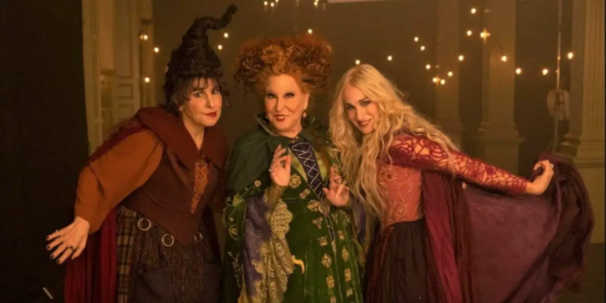 Kathy Najimy, Bette Midler, and Sarah Jessica Parker as The Sanderson Sisters in Hocus Pocus 2
