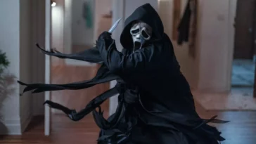 Ghostface slashing his knife